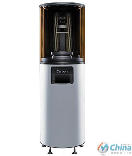Carbon M2采用连续液态界面打印技术（CLIP）使传统3D打印机的生产速度提高了一百倍。