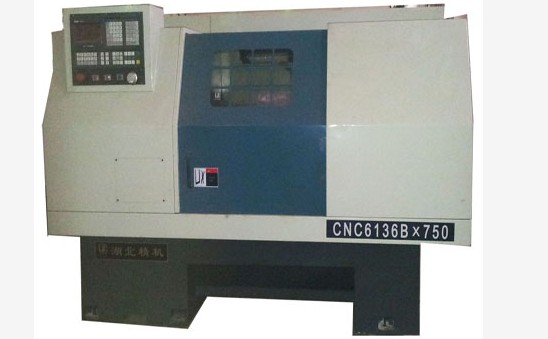 数控车床CNC6136B/750